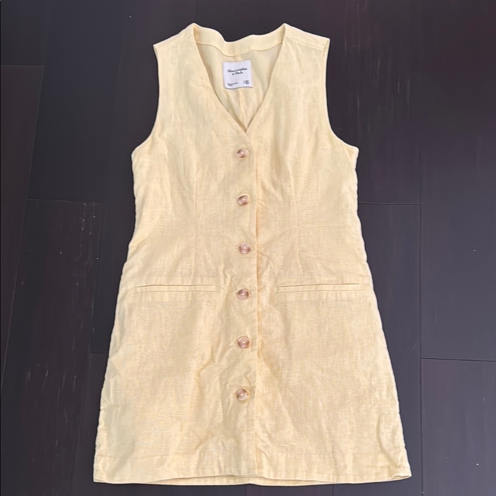 Abercrombie & Fitch Sleeveless Button-Front Yellow Linen Dress